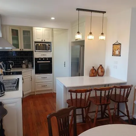 Cosy Home In New Lynn